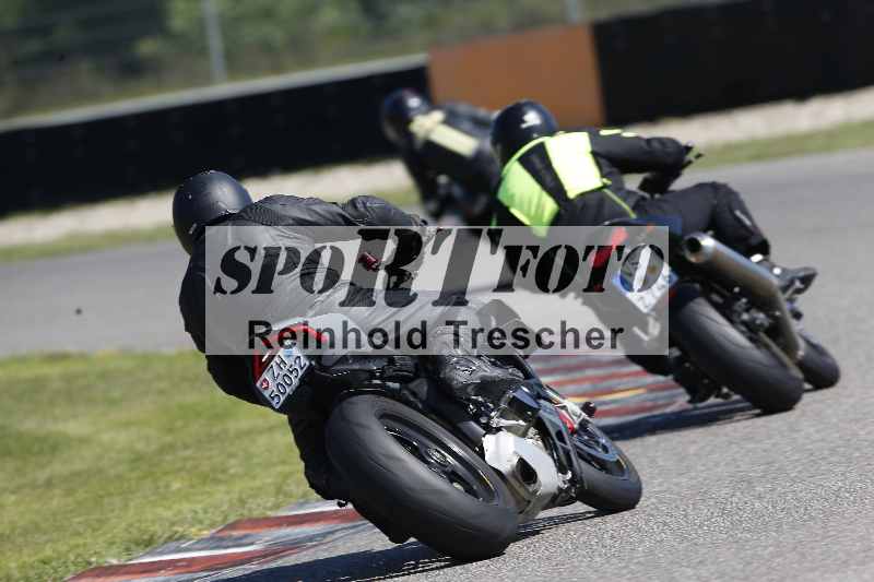 /Archiv-2025/43 08.08.2025 Discover the Bike ADR/Bike 2 gelb/backside